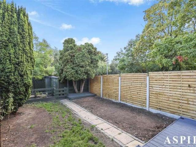 2 bed house for sale