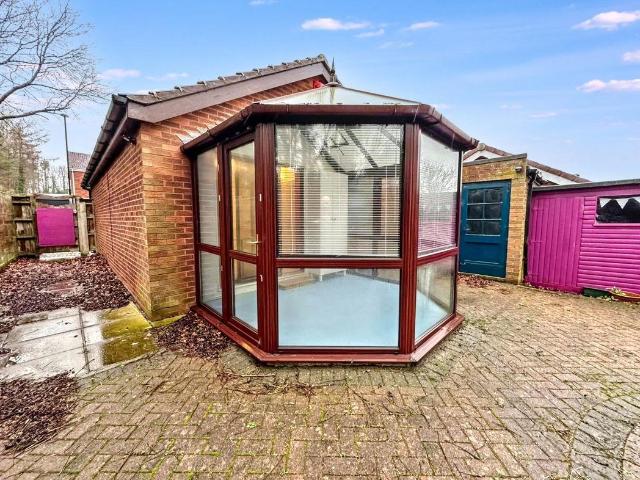2 bed house for sale