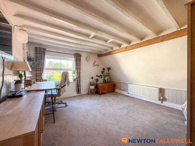 2 bed house for sale