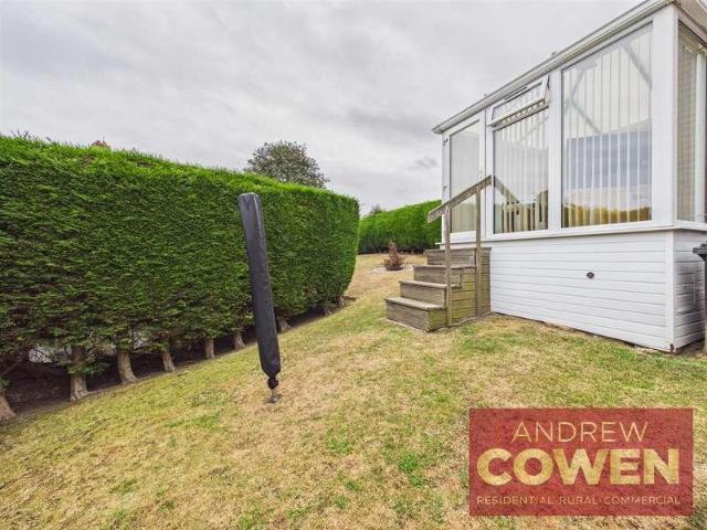 2 bed house for sale