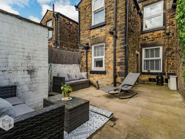 2 bed house for sale