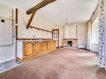 2 bed house for sale