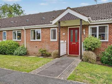 2 bed house for sale