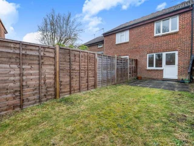 2 bed house for sale