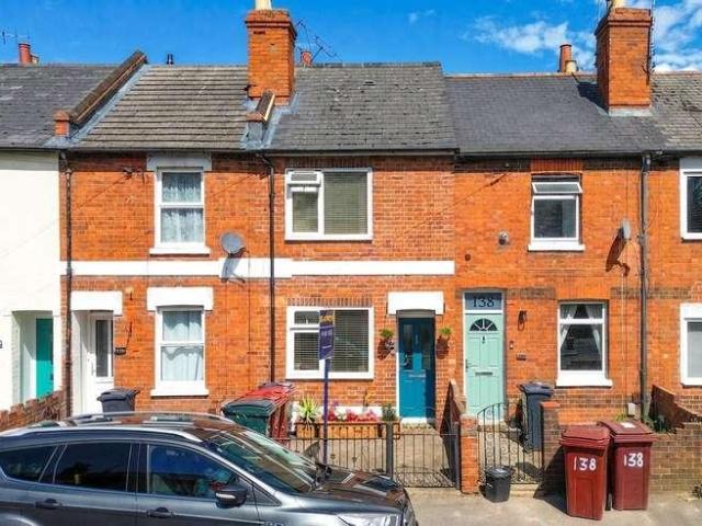 2 bed house for sale