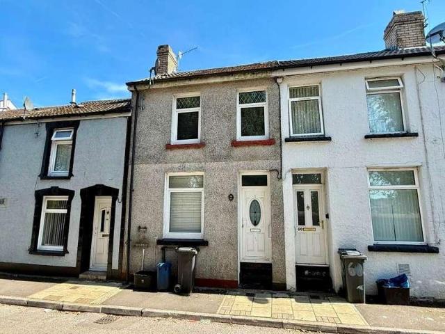 2 bed house for sale