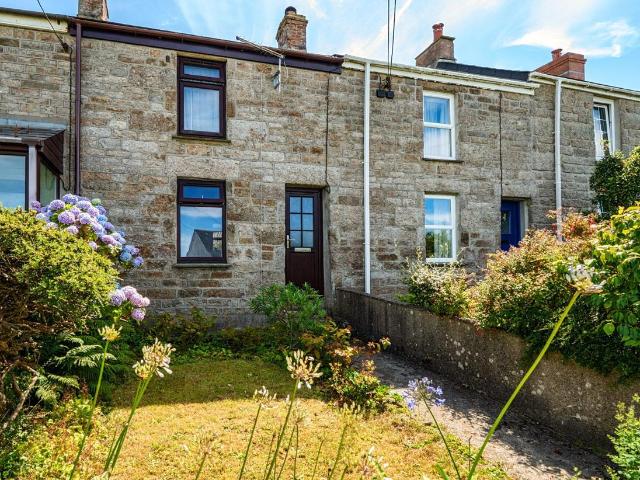 2 bed house for sale