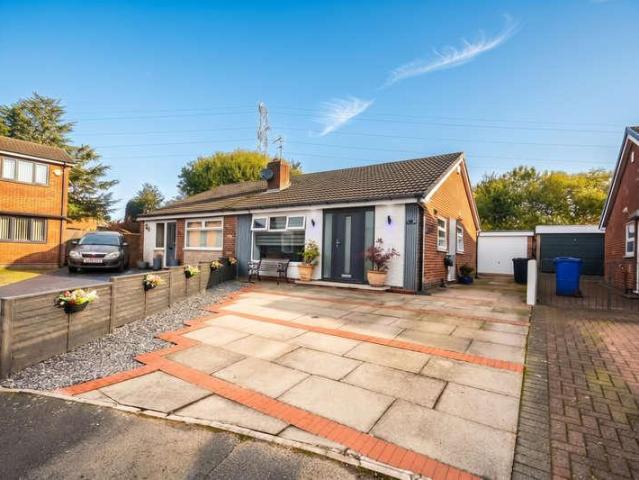 2 bed house for sale