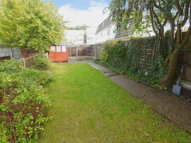 2 bed house for sale