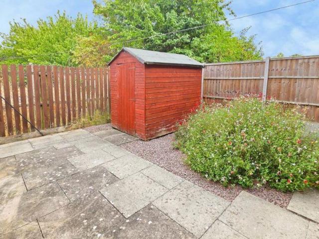 2 bed house for sale
