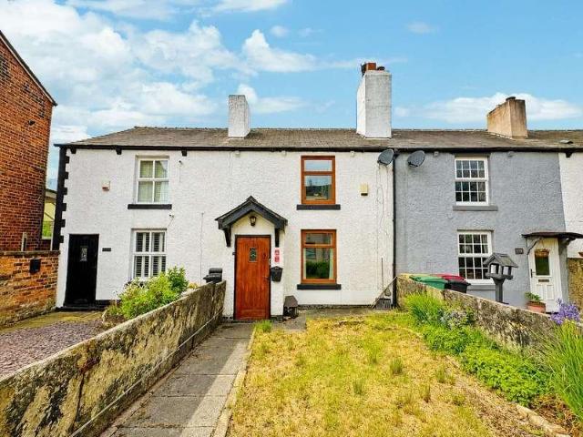 2 bed house for sale