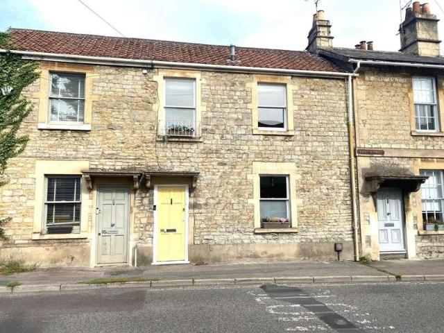2 bed house for sale