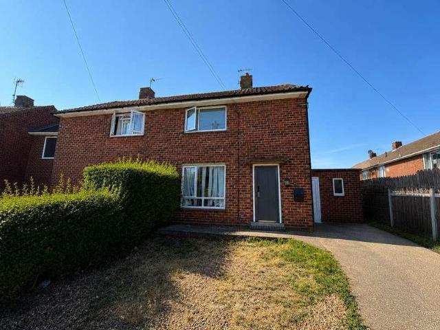 2 bed house for sale