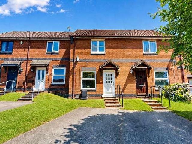2 bed house for sale
