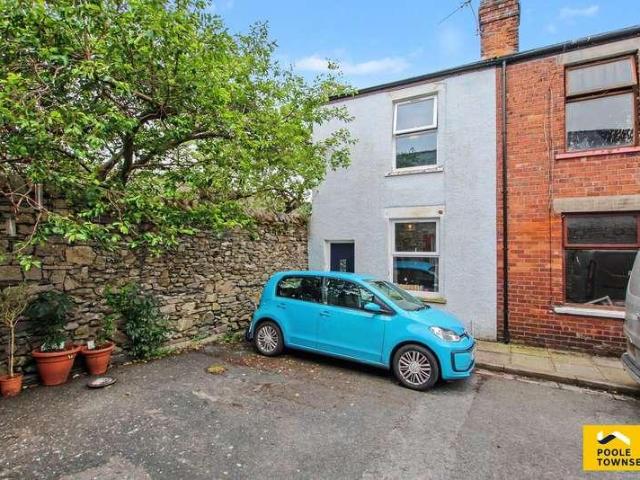 2 bed house for sale
