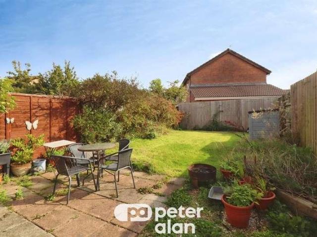 2 bed house for sale