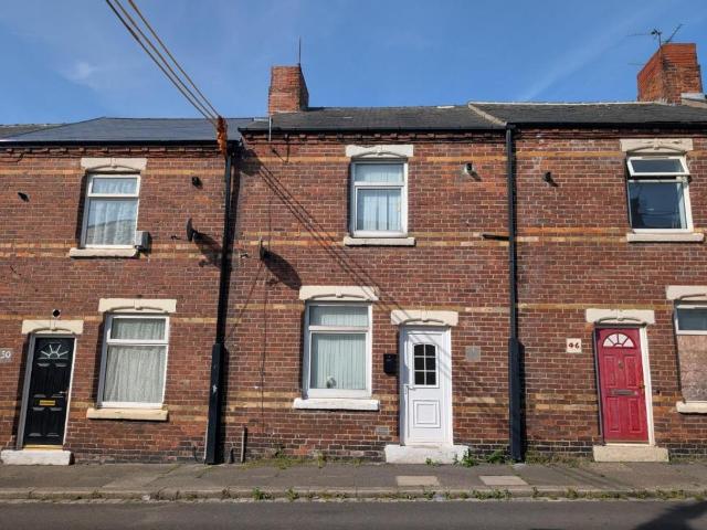 2 bed house for sale
