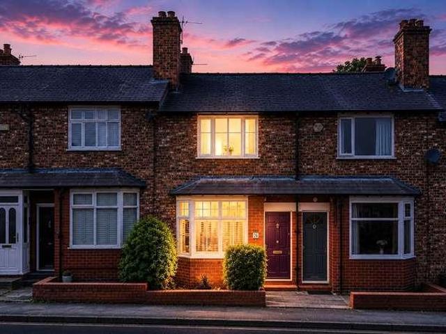 2 bed house for sale