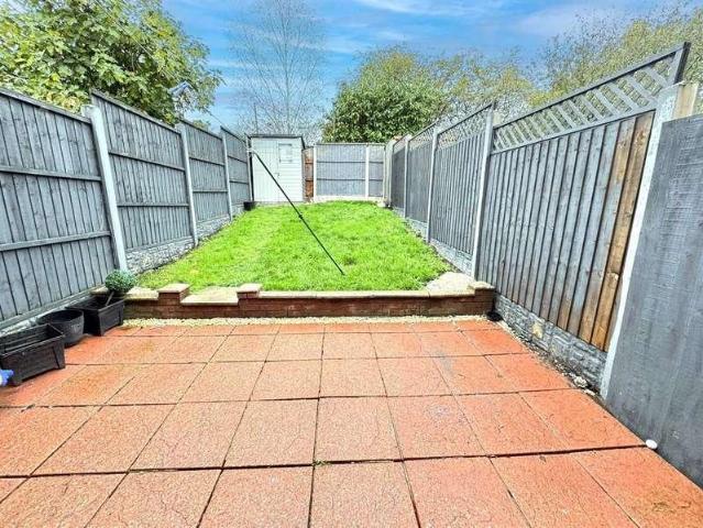 2 bed house for sale