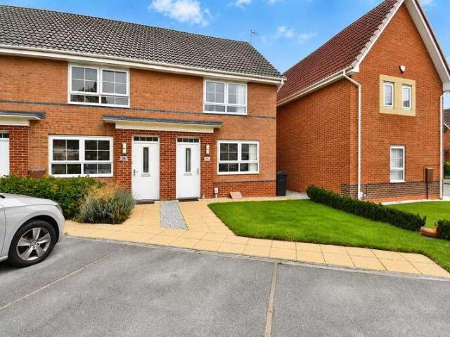 2 bed house for sale