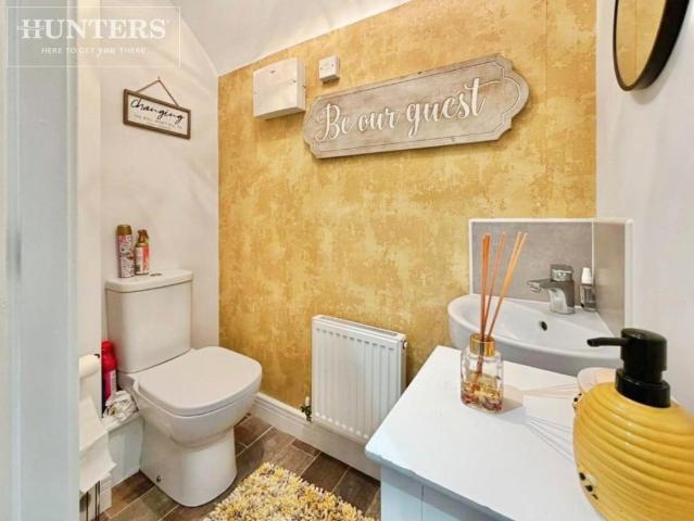 2 bed house for sale