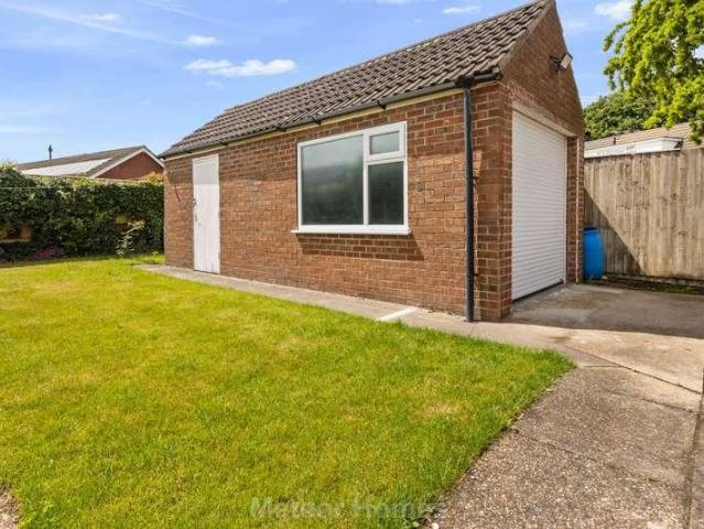 2 bed house for sale
