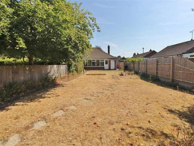 2 bed house for sale