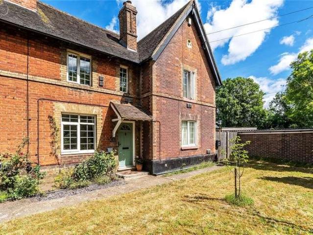 2 bed house for sale