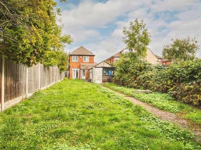 2 bed house for sale