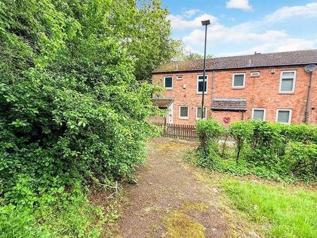2 bed house for sale