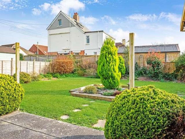 2 bed house for sale