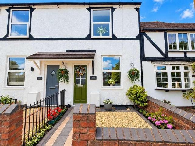 2 bed house for sale