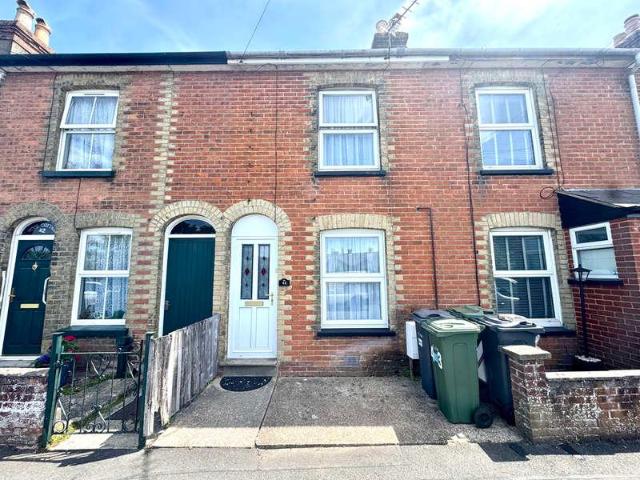 2 bed house for sale