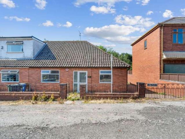 2 bed house for sale