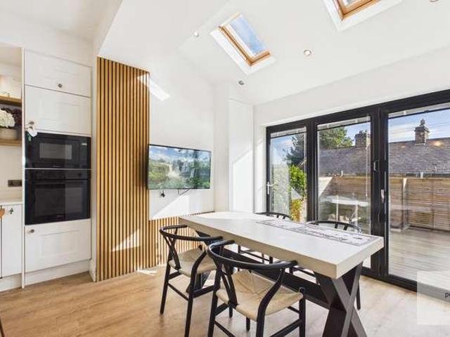 2 bed house for sale