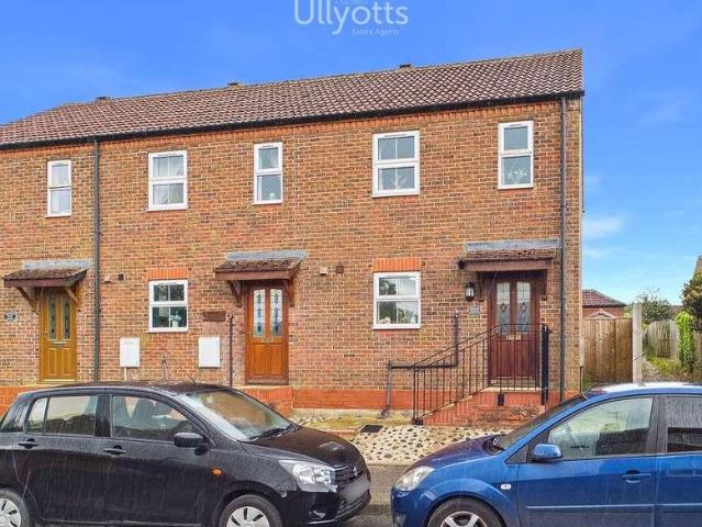2 bed house for sale