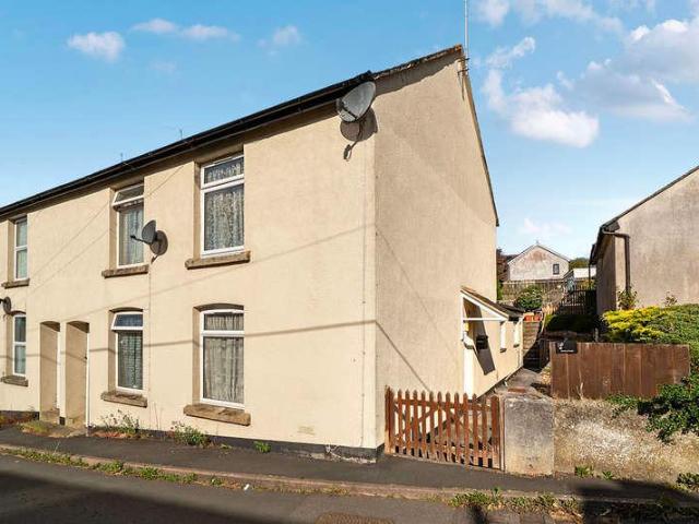 2 bed house for sale