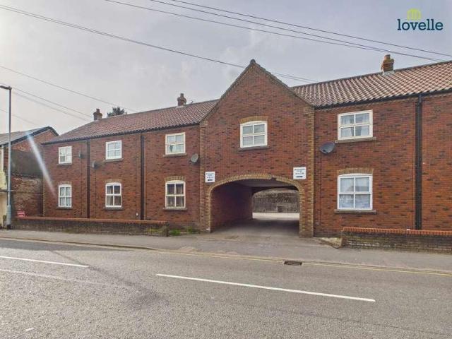 2 bed house for sale