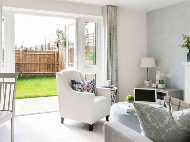 2 bed house for sale