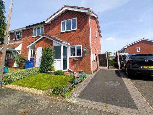 2 bed house for sale