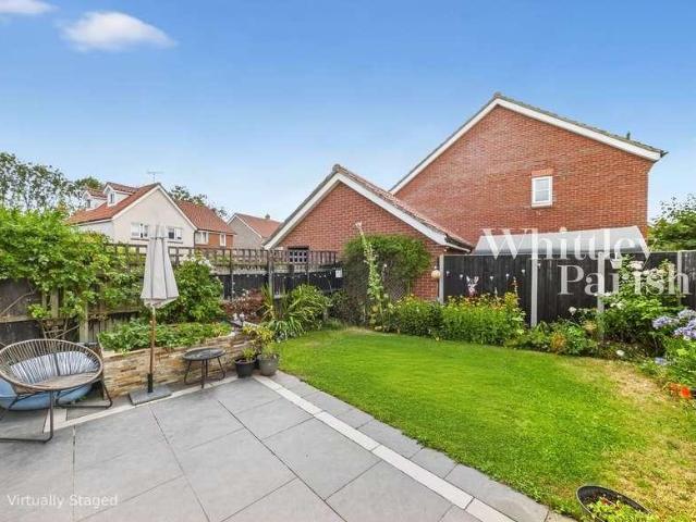 2 bed house for sale