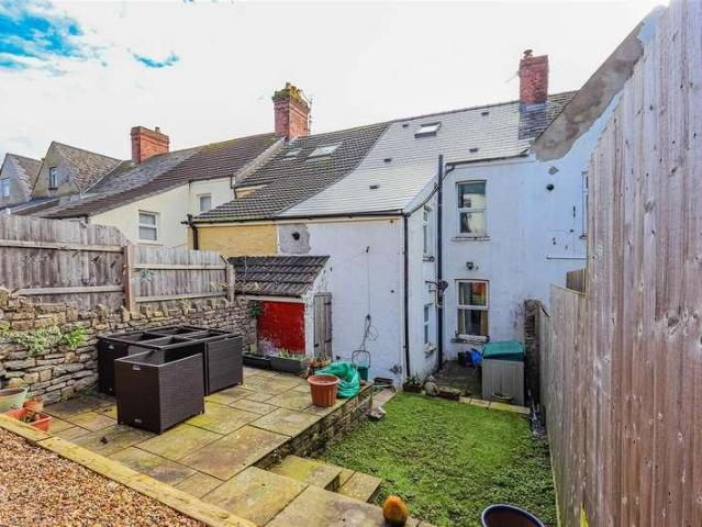 2 bed house for sale