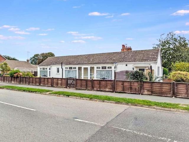 2 bed house for sale