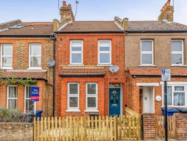 2 bed house for sale