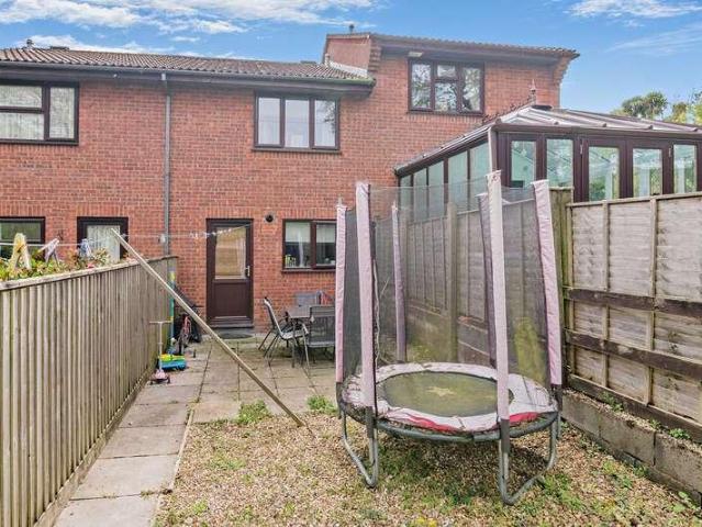 2 bed house for sale