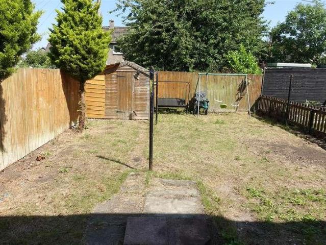 2 bed house for sale