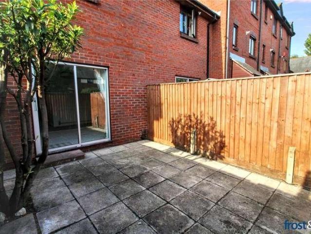 2 bed house for sale