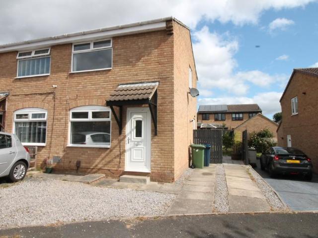 2 bed house for sale