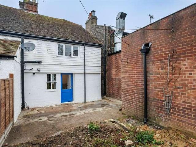 2 bed house for sale