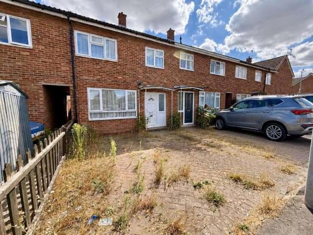 2 bed house for sale